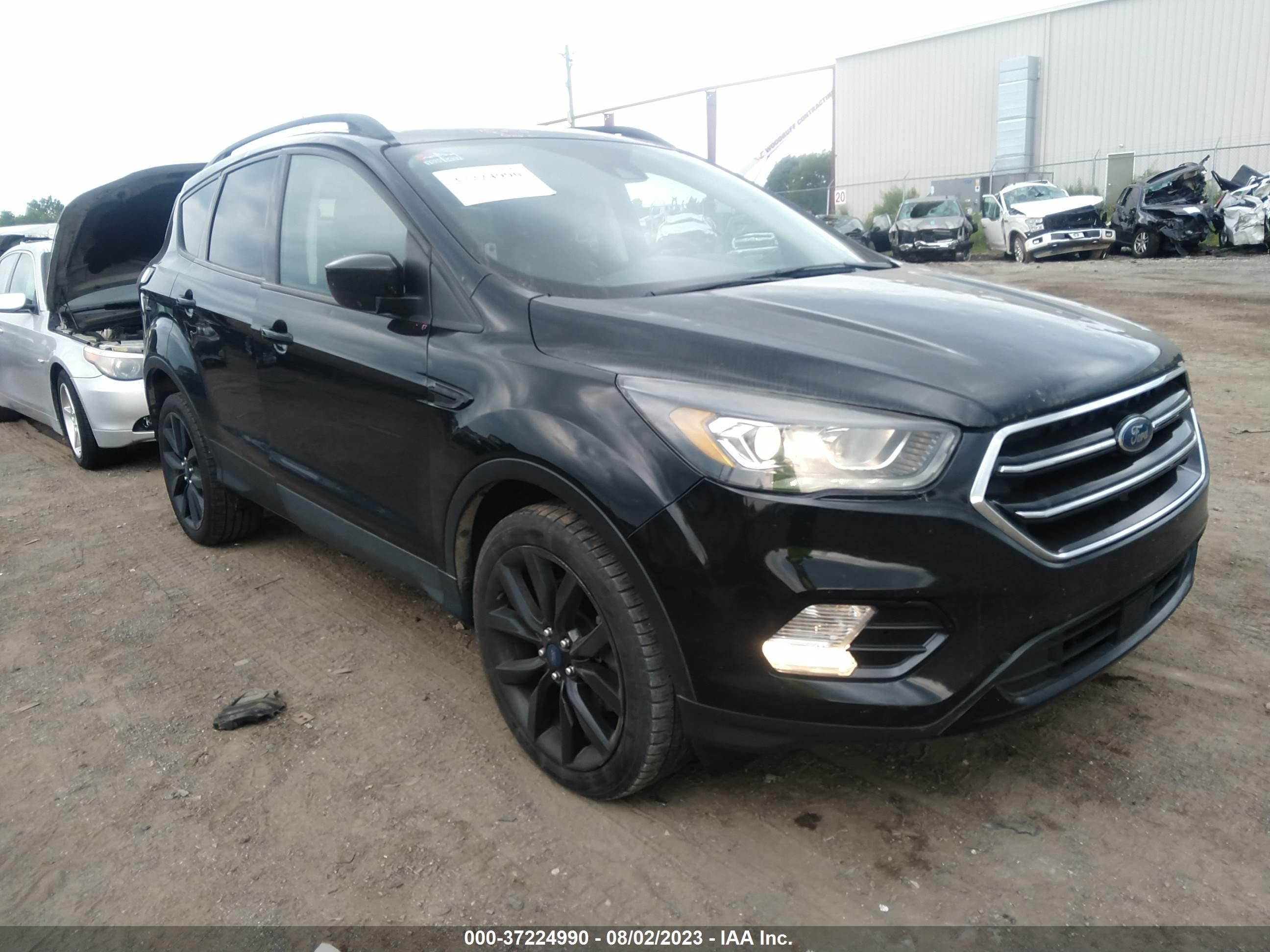 FORD ESCAPE 2018 1fmcu9gd6jub52059