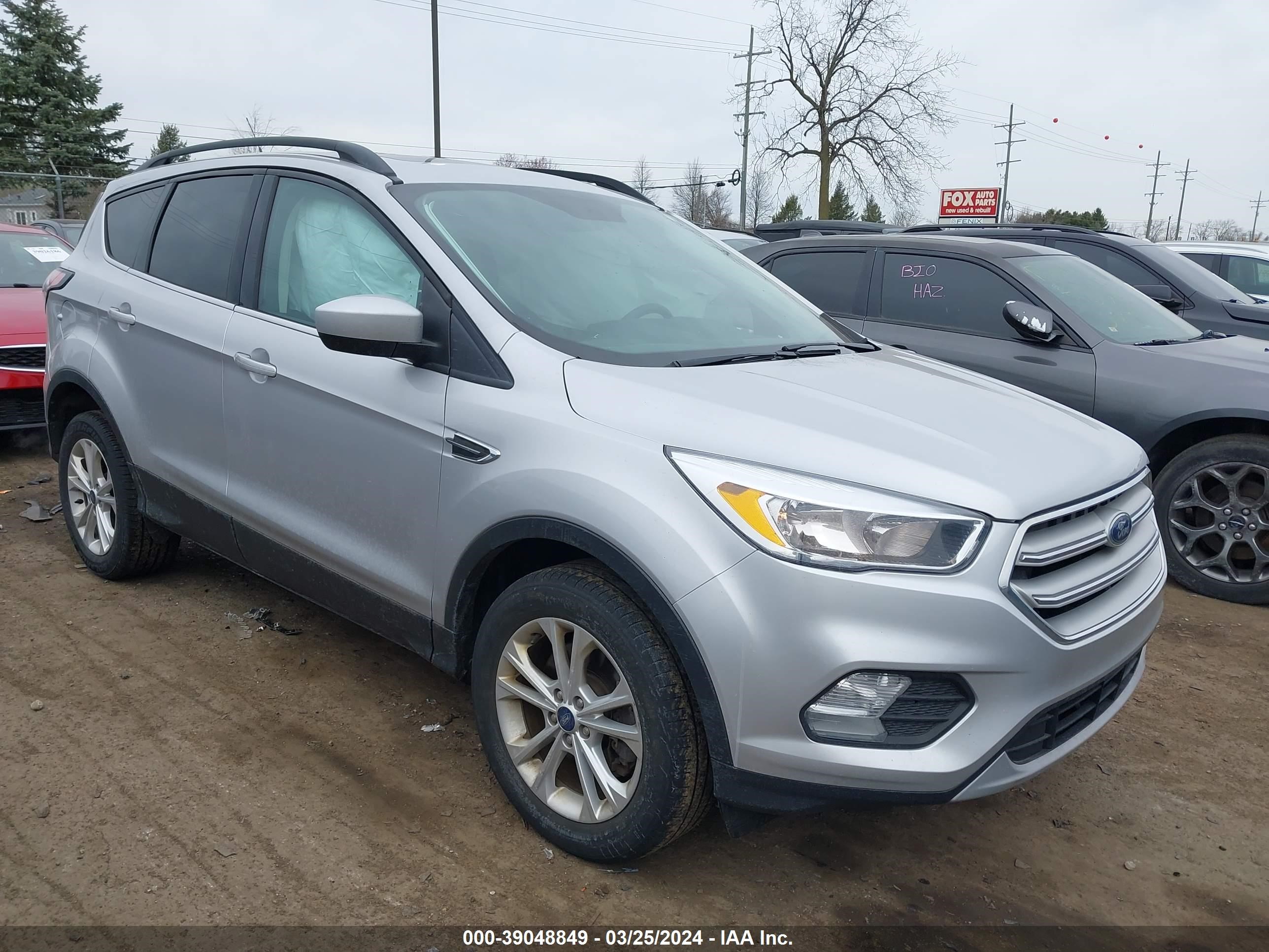 FORD ESCAPE 2018 1fmcu9gd6juc57670