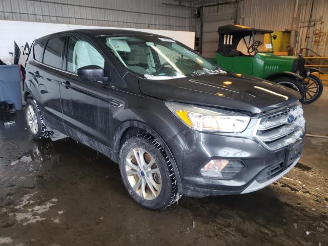 FORD ESCAPE SE 2017 1fmcu9gd7hua07154