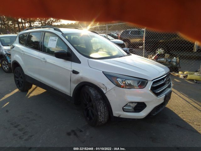 FORD ESCAPE 2017 1fmcu9gd8huc21070