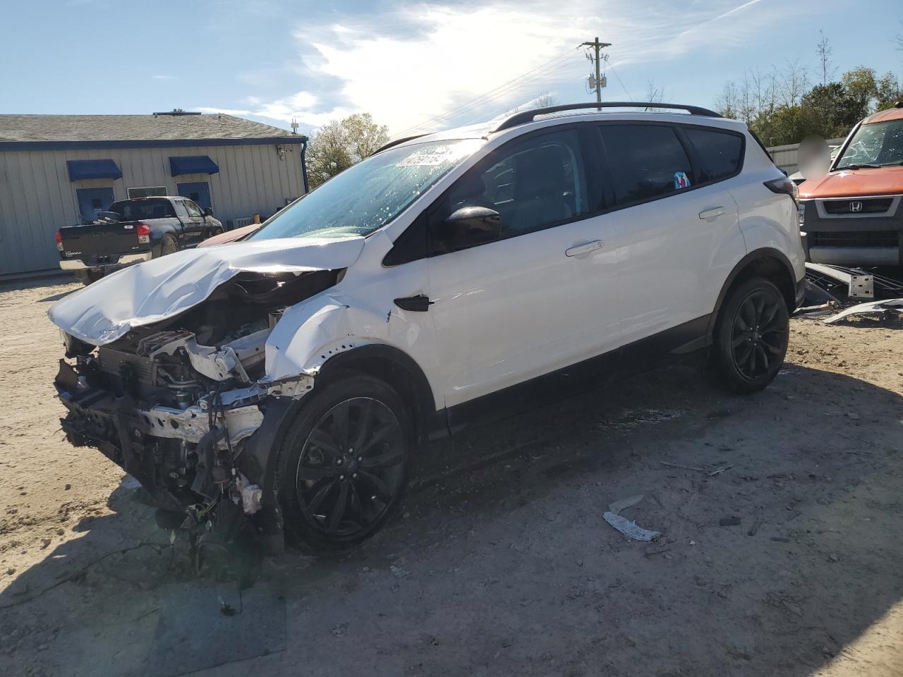 FORD ESCAPE 2017 1fmcu9gd8huc30447