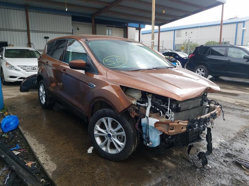 FORD ESCAPE SE 2017 1fmcu9gd8hud55688