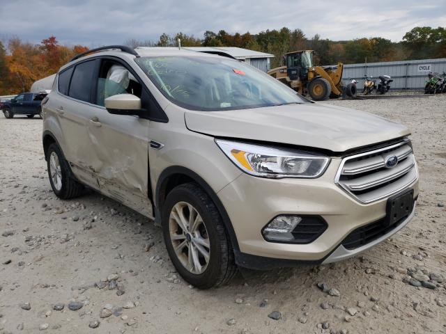 FORD ESCAPE SE 2018 1fmcu9gd8jub92546