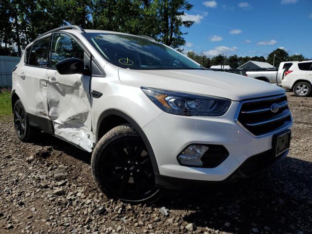 FORD ESCAPE SE 2018 1fmcu9gd8juc25643