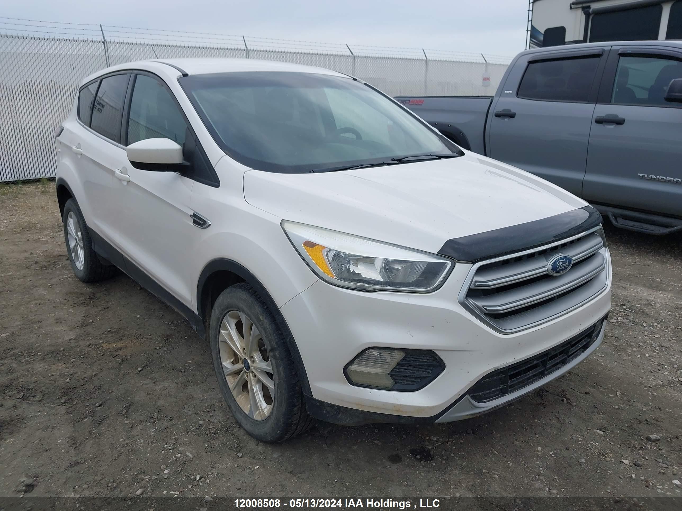 FORD ESCAPE 2017 1fmcu9gd9huc82959