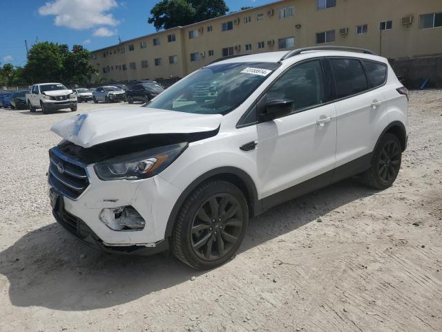 FORD ESCAPE SE 2018 1fmcu9gd9jub54582