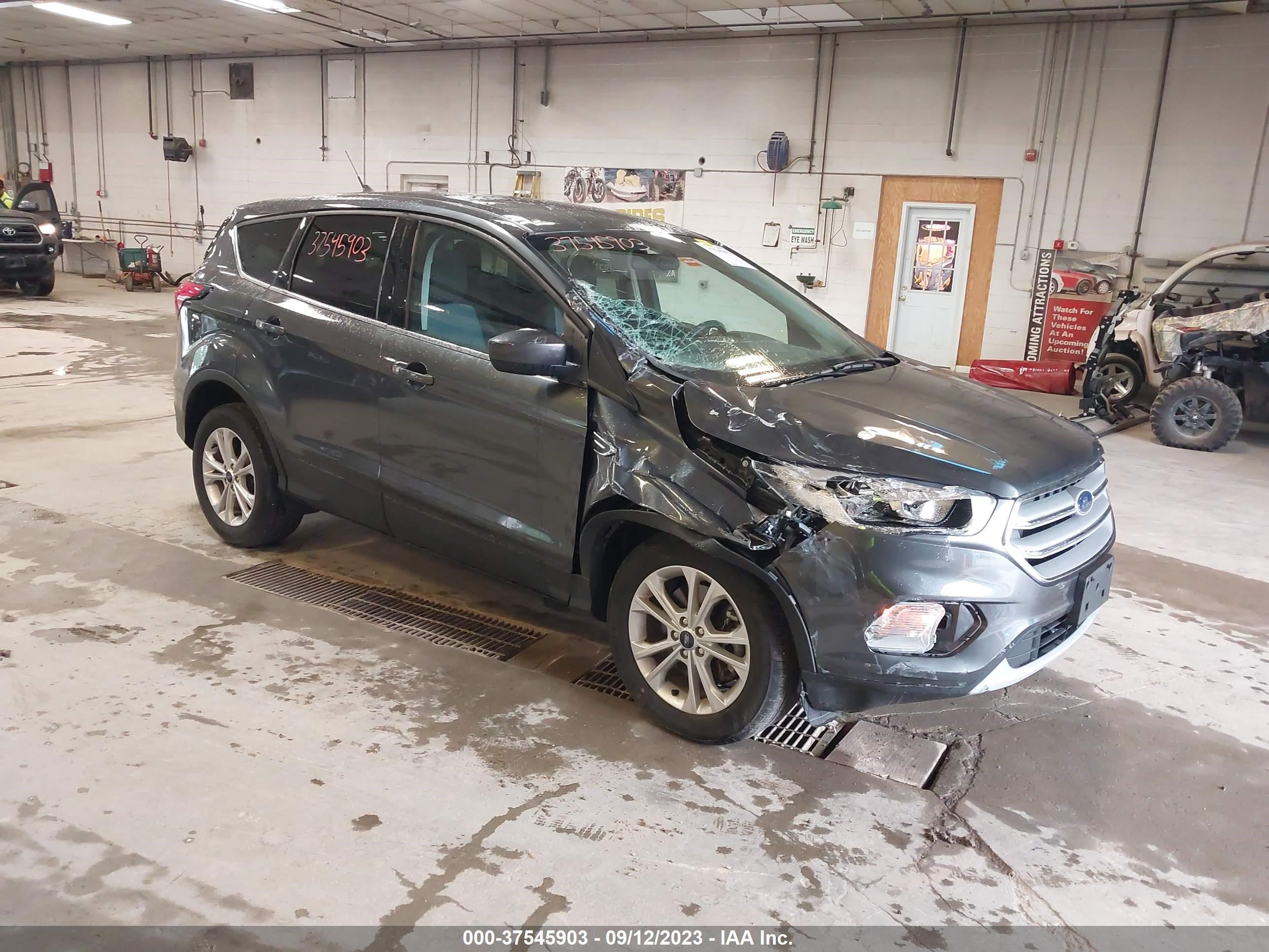 FORD ESCAPE 2019 1fmcu9gd9kub66913