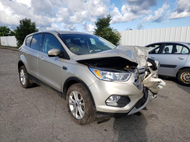 FORD ESCAPE SE 2017 1fmcu9gdxhub98018