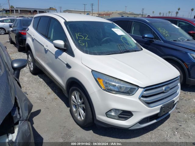 FORD ESCAPE 2017 1fmcu9gdxhud29593