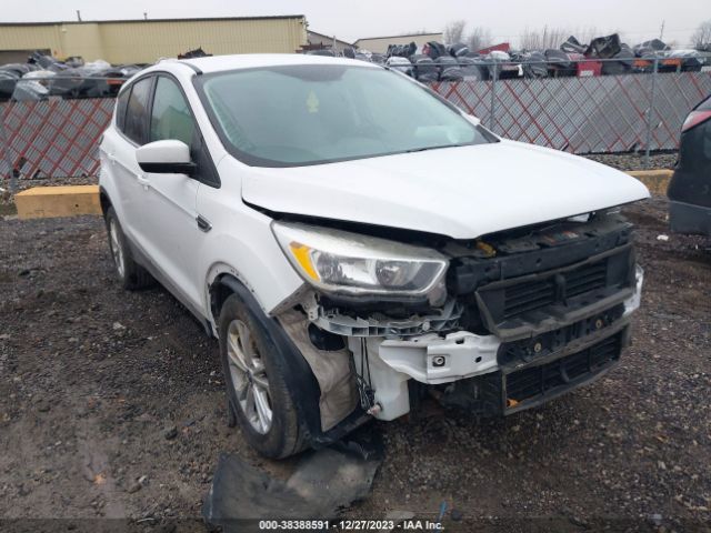 FORD ESCAPE 2017 1fmcu9gdxhud84206