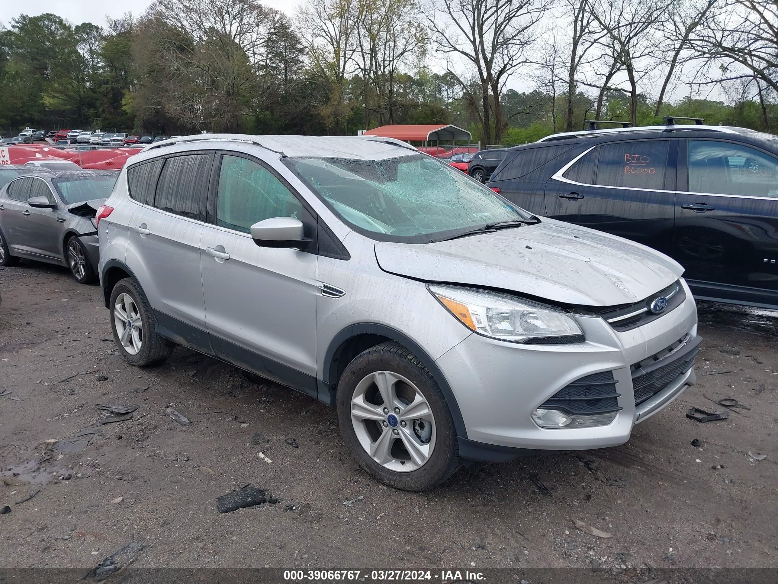 FORD ESCAPE 2015 1fmcu9gx0fua21498