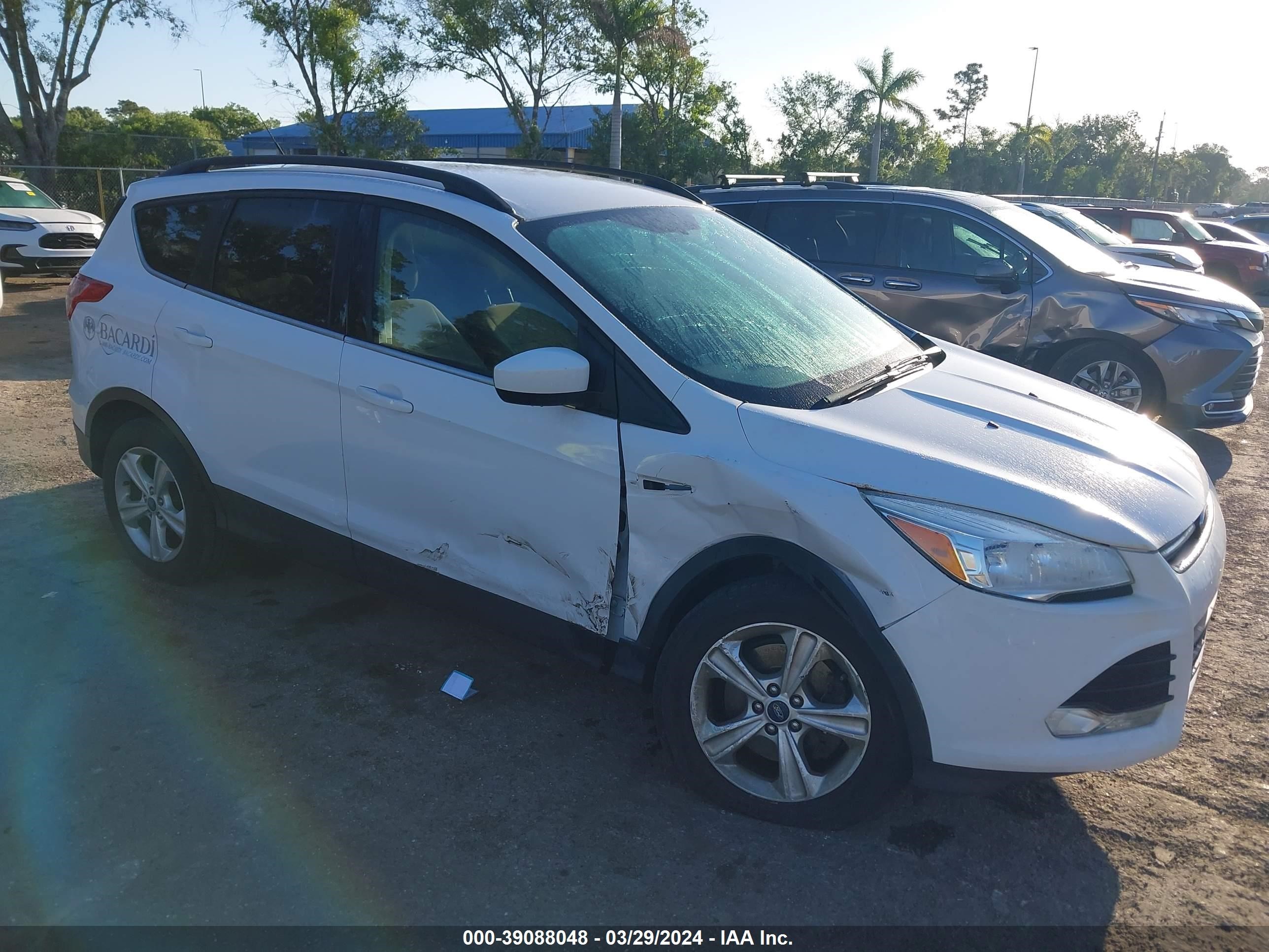 FORD ESCAPE 2015 1fmcu9gx8fua11768