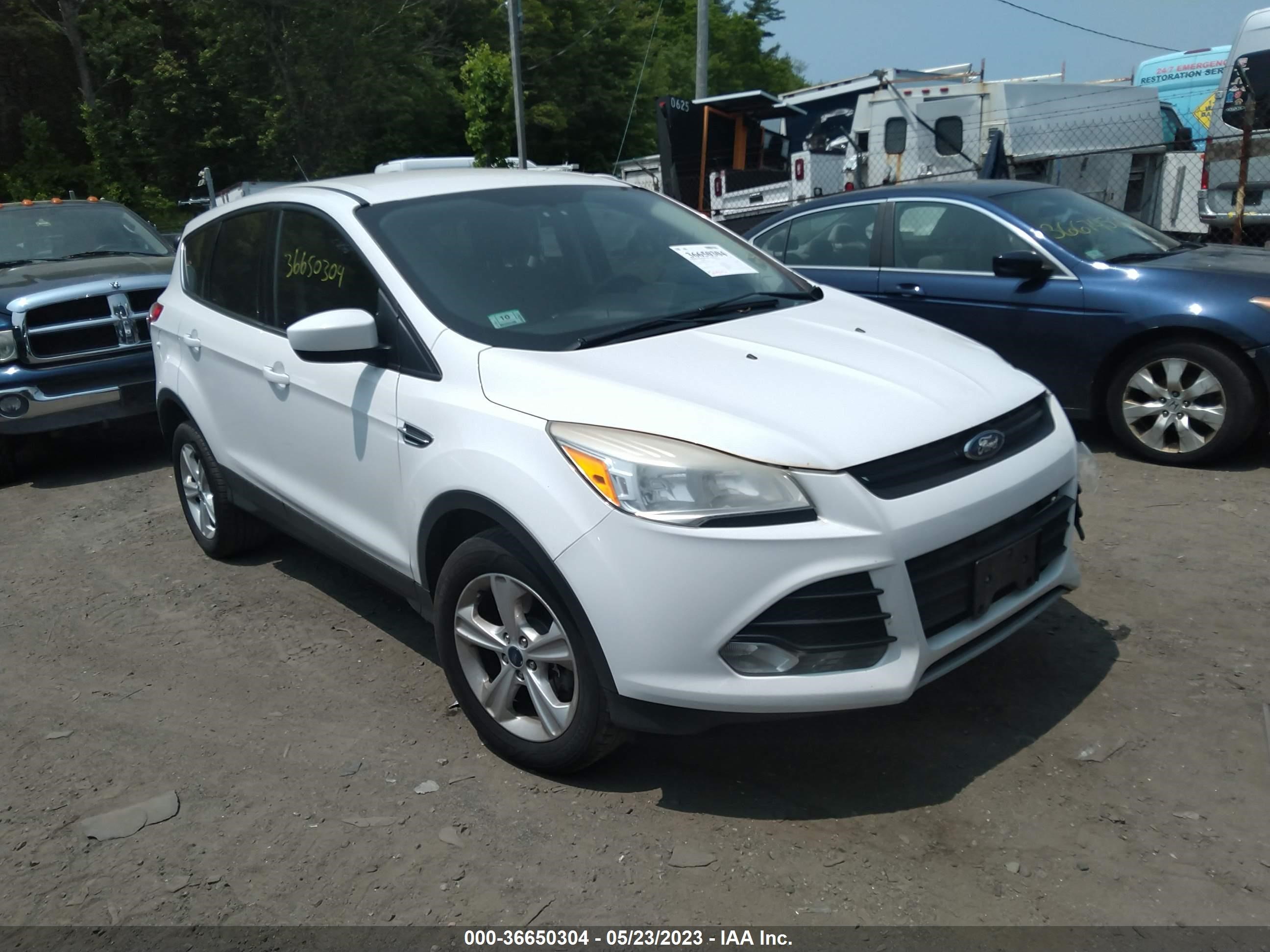 FORD ESCAPE 2016 1fmcu9gxxguc67203