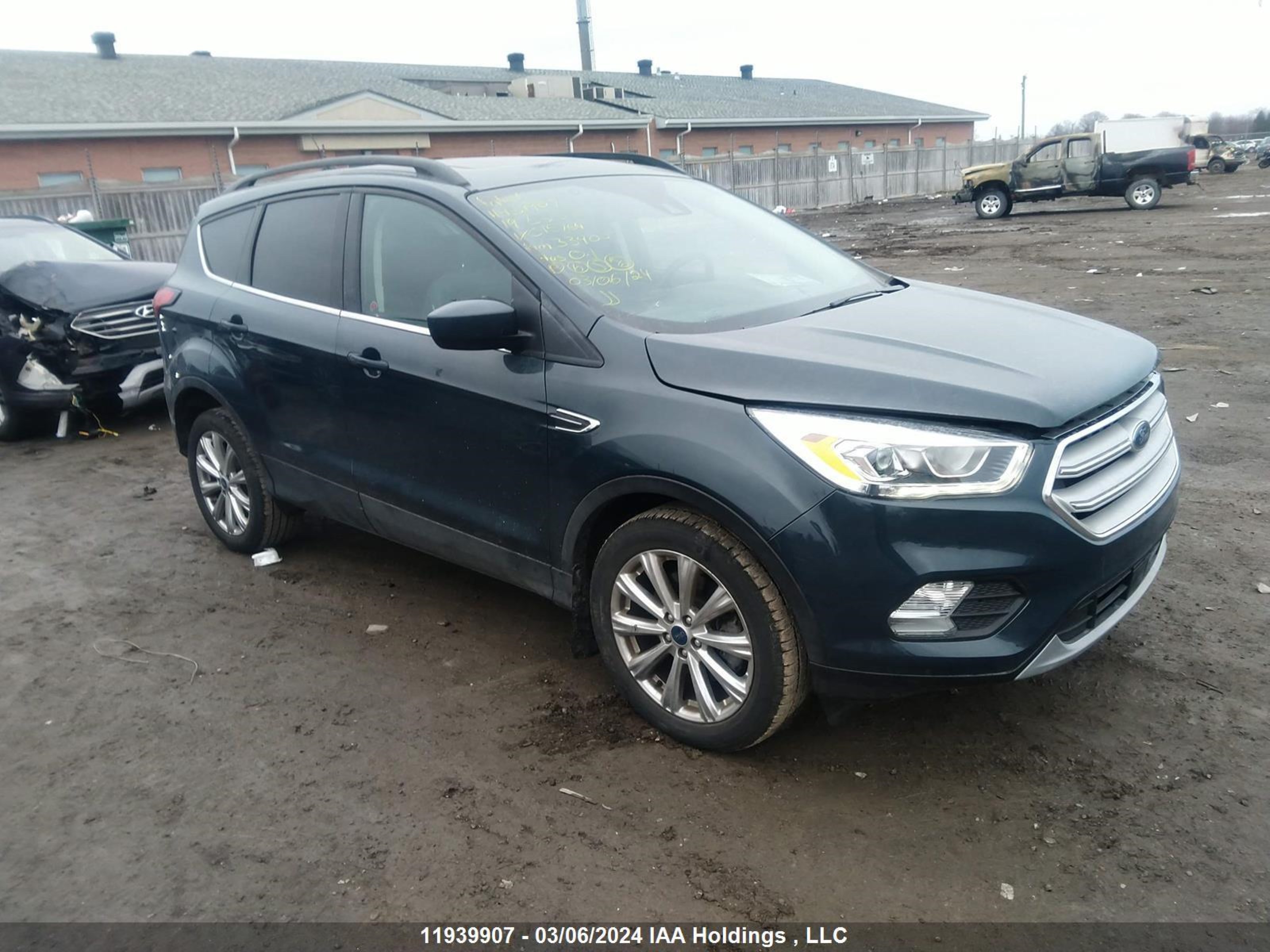 FORD ESCAPE 2019 1fmcu9h99kuc15764