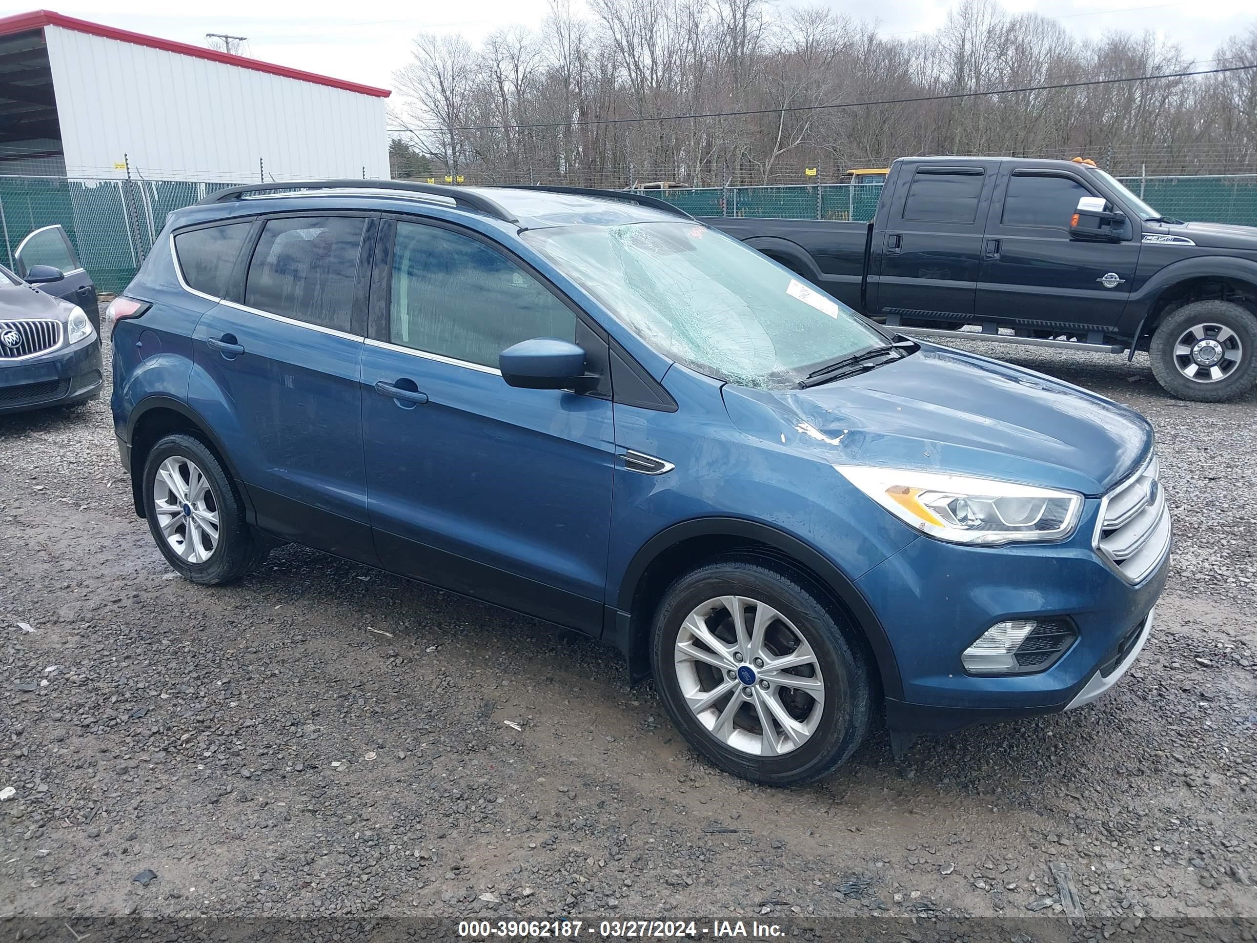 FORD ESCAPE 2018 1fmcu9hd0jub69647