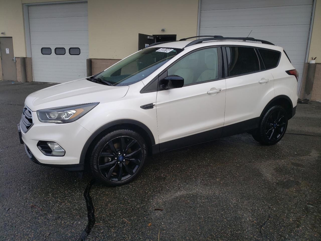 FORD ESCAPE 2018 1fmcu9hd1juc72785