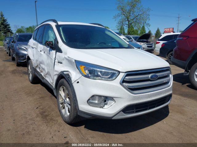 FORD ESCAPE 2018 1fmcu9hdxjud28027