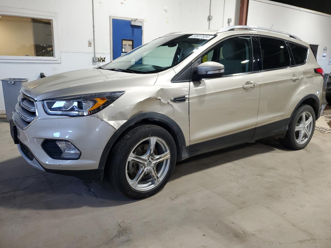 FORD ESCAPE 2018 1fmcu9j90jud41858