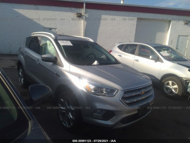 FORD ESCAPE 2017 1fmcu9j91hub15970