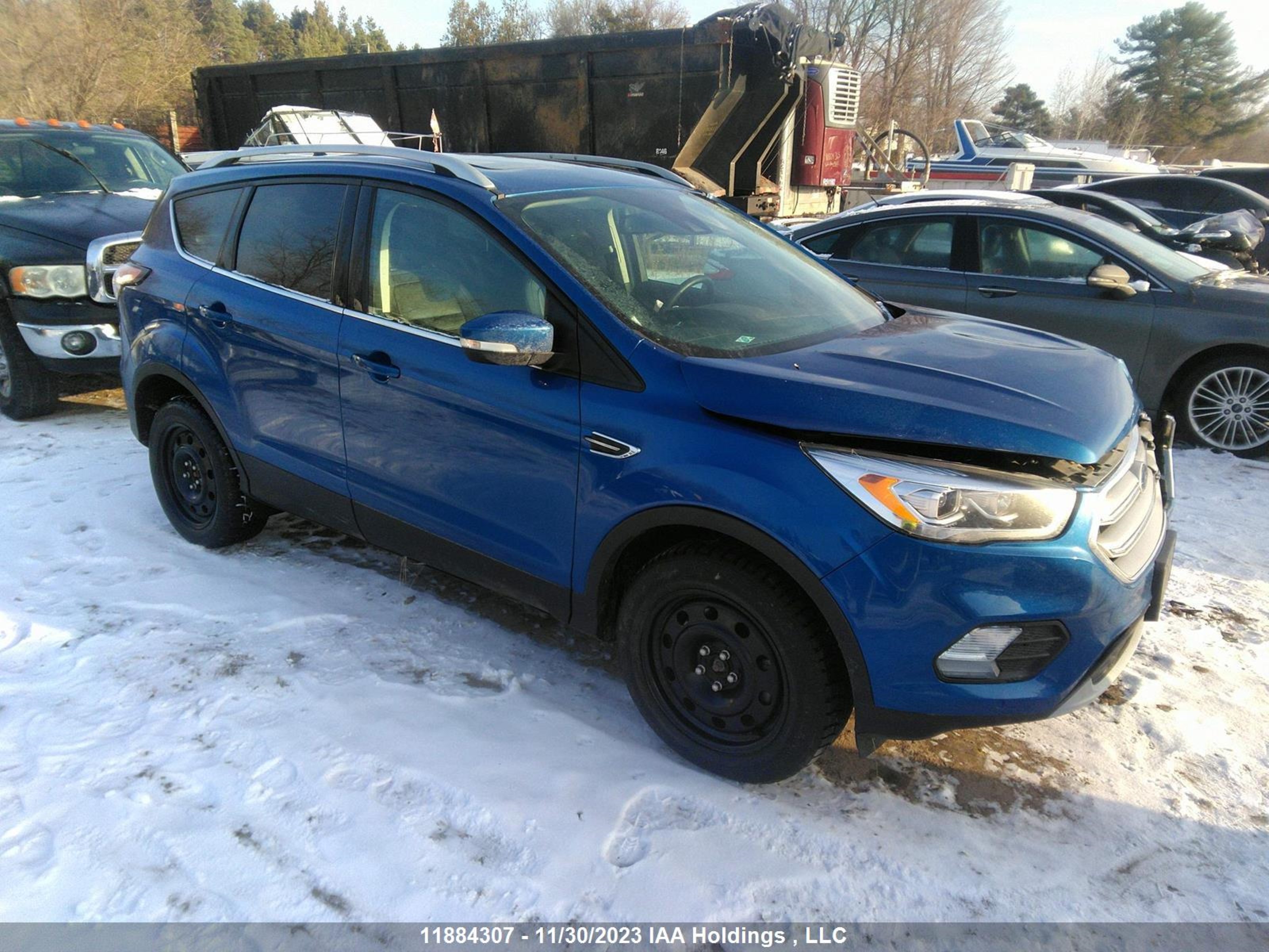 FORD ESCAPE 2018 1fmcu9j91jud39357