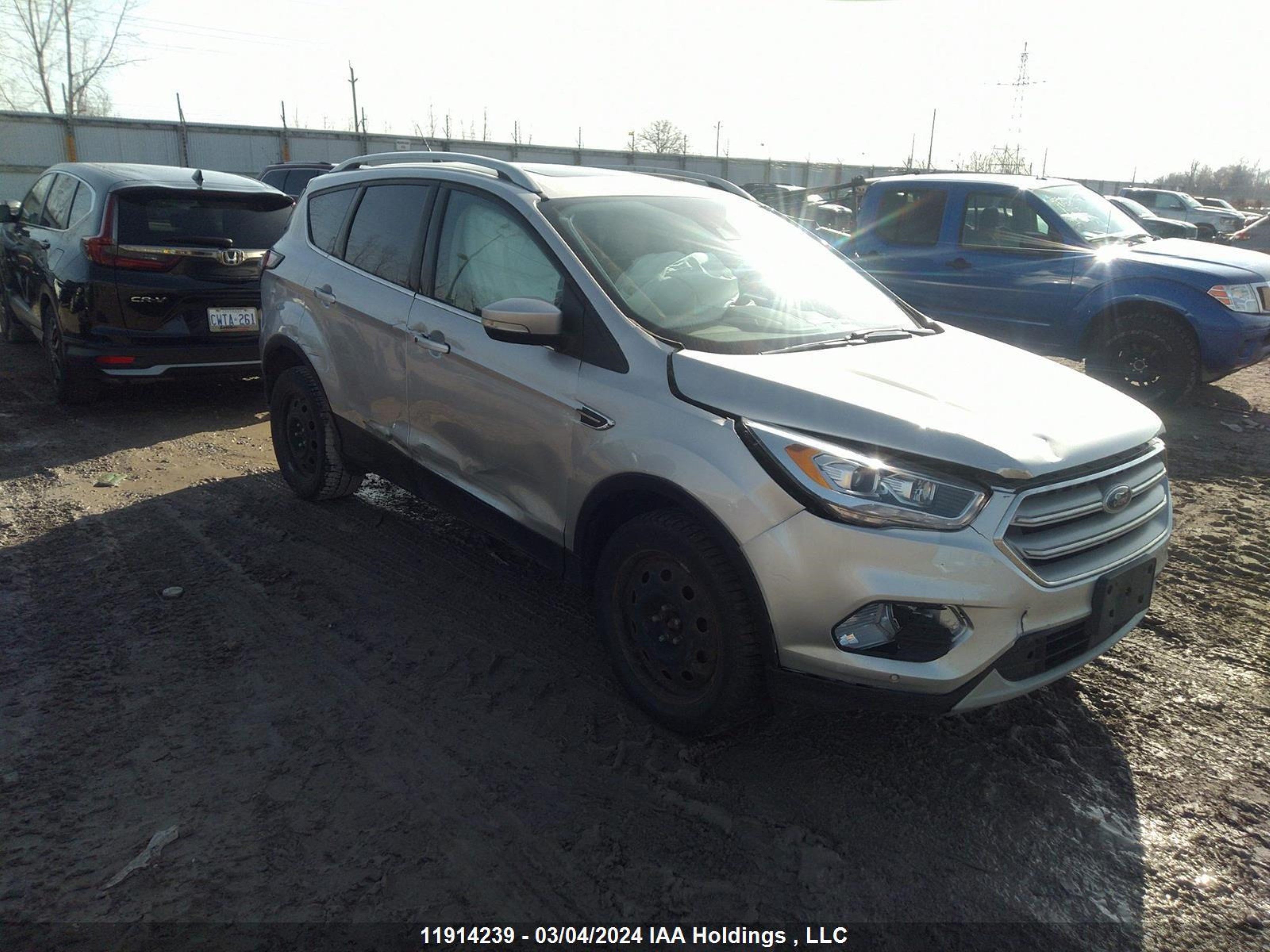 FORD ESCAPE 2018 1fmcu9j92juc13797