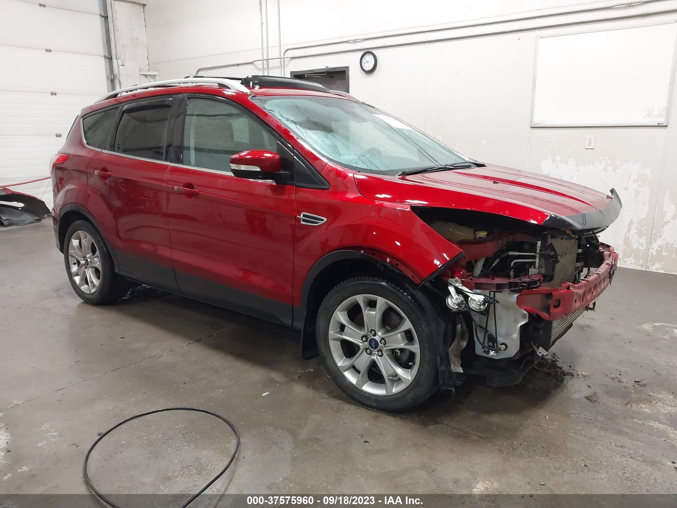 FORD ESCAPE 2015 1fmcu9j93fua47328