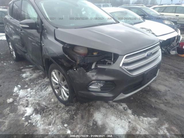 FORD ESCAPE 2017 1fmcu9j94hub19088