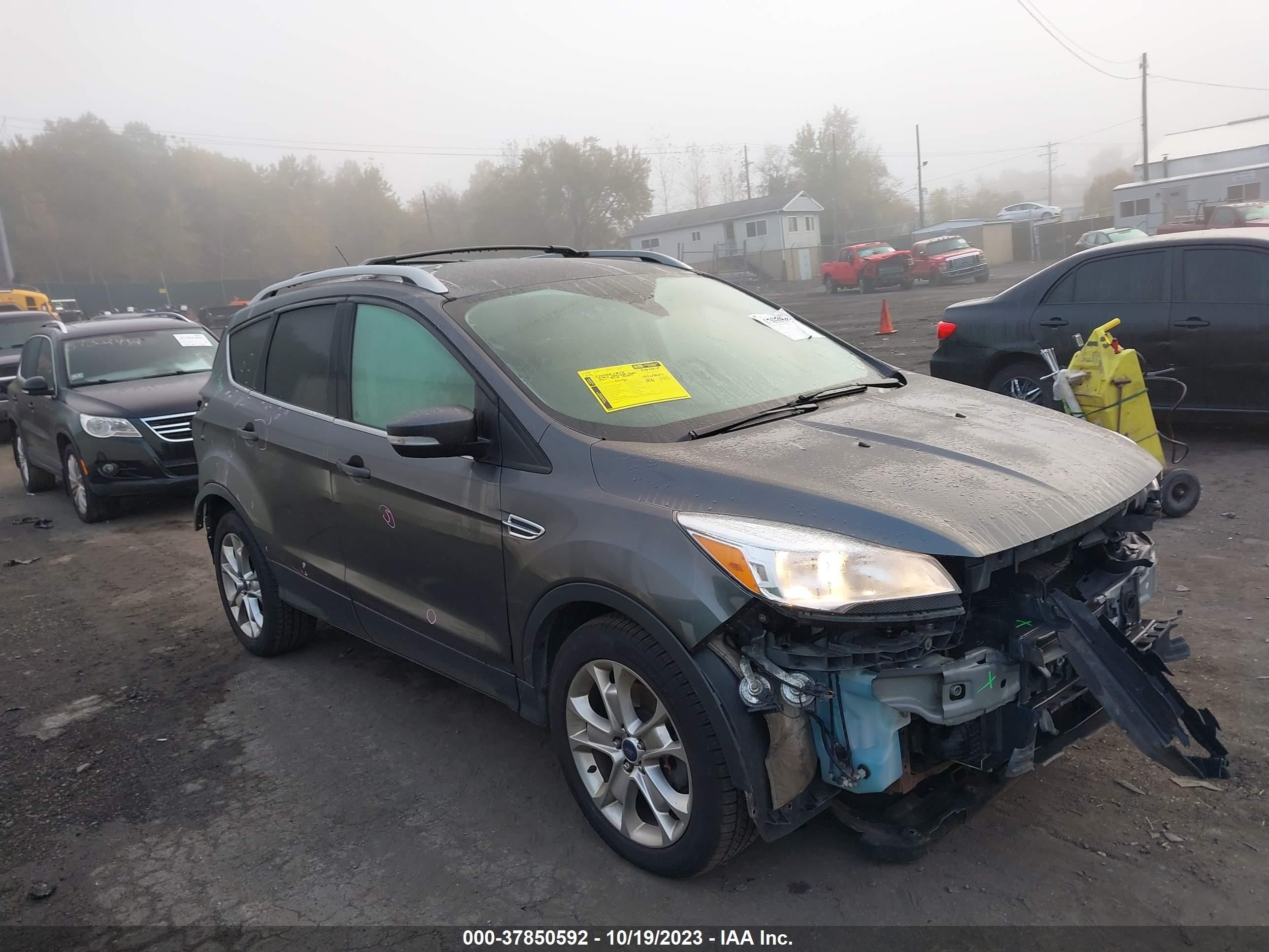 FORD ESCAPE 2015 1fmcu9j96fua86897