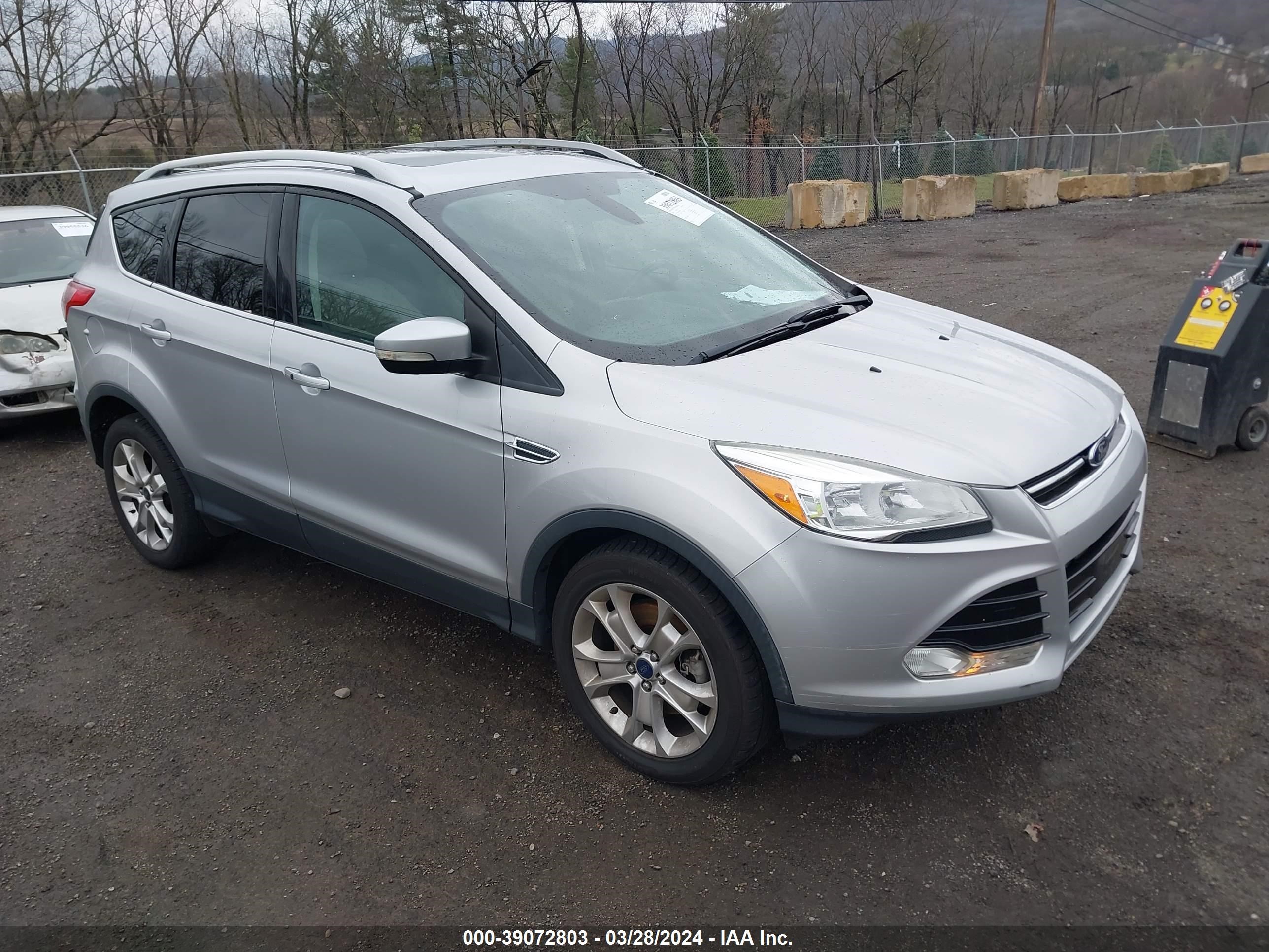 FORD ESCAPE 2016 1fmcu9j9xgub64910