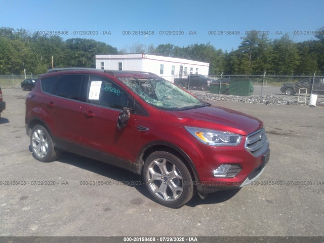 FORD ESCAPE 2017 1fmcu9j9xhuc05733