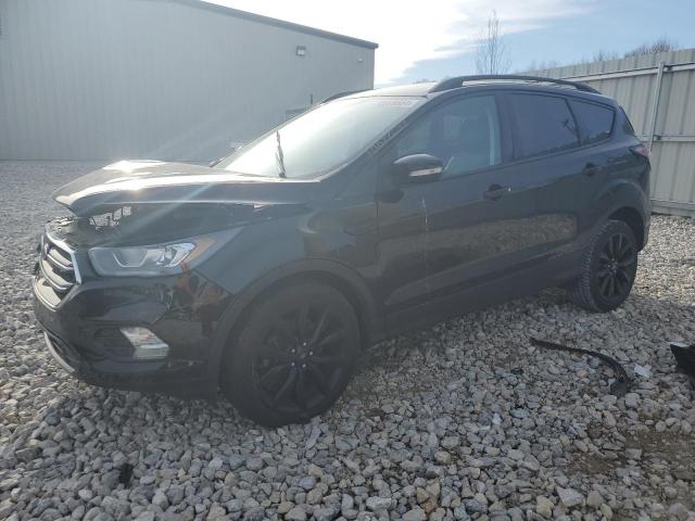 FORD ESCAPE 2017 1fmcu9j9xhuc47822