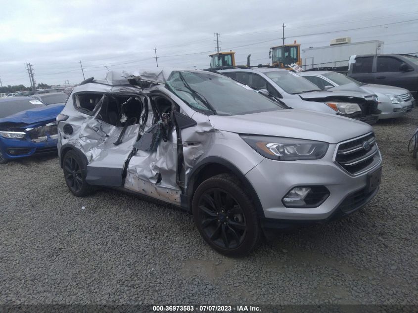 FORD ESCAPE 2017 1fmcu9jd1huc27382