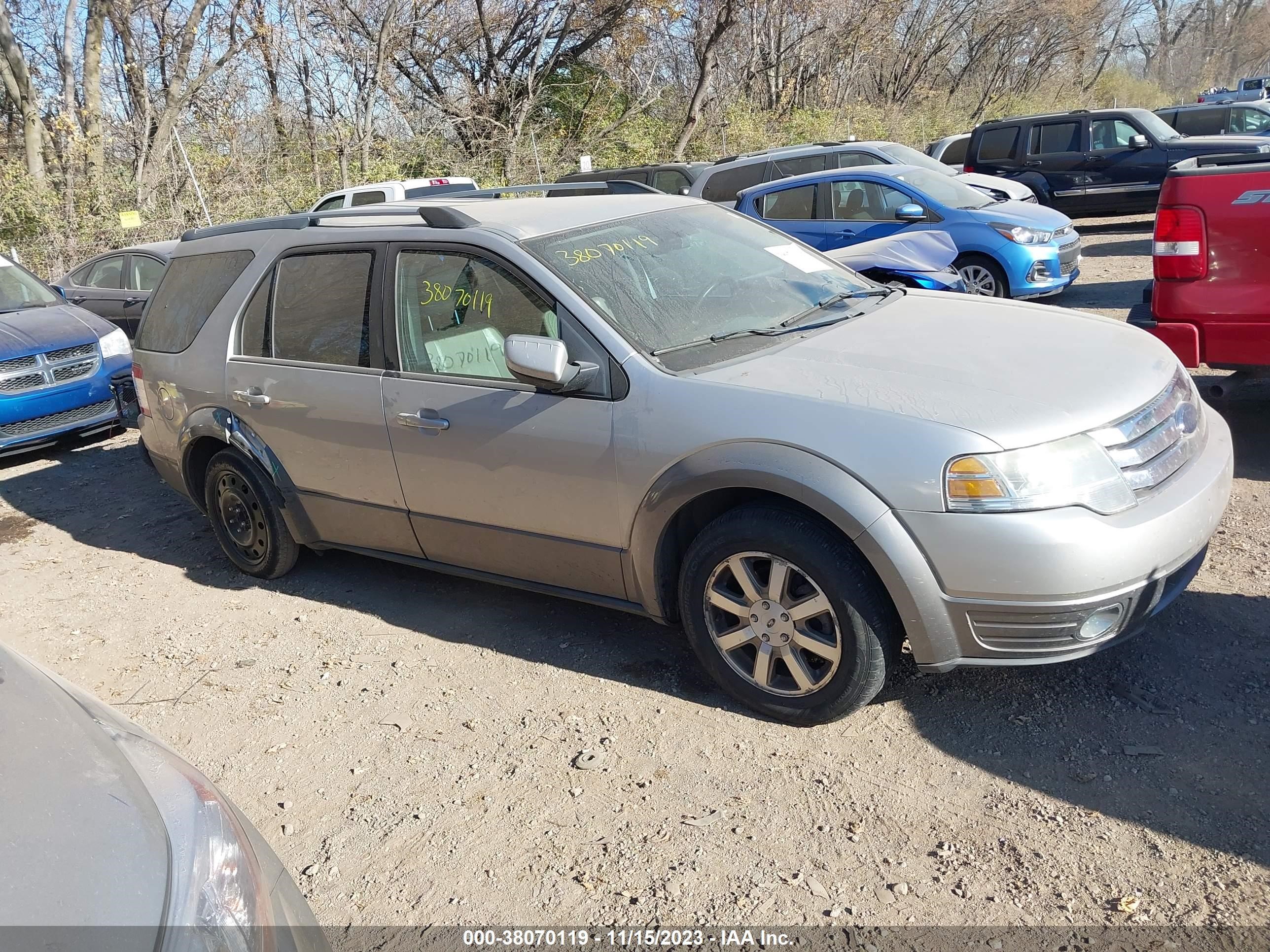 FORD TAURUS X 2008 1fmdk02w08ga45080