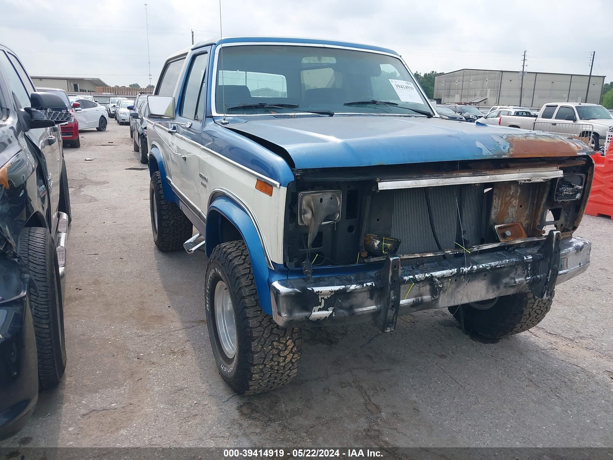 FORD BRONCO 1982 1fmdu15e6cla05251