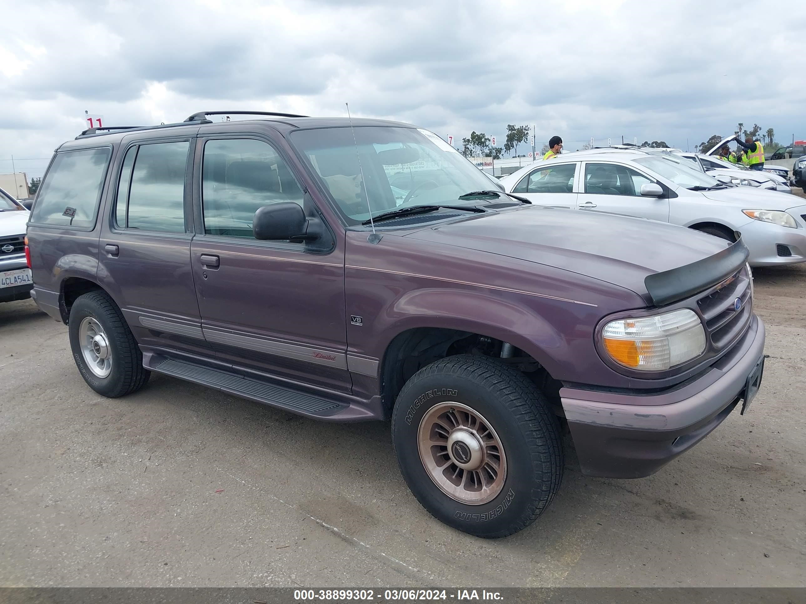 FORD EXPLORER 1997 1fmdu35p9vza50083