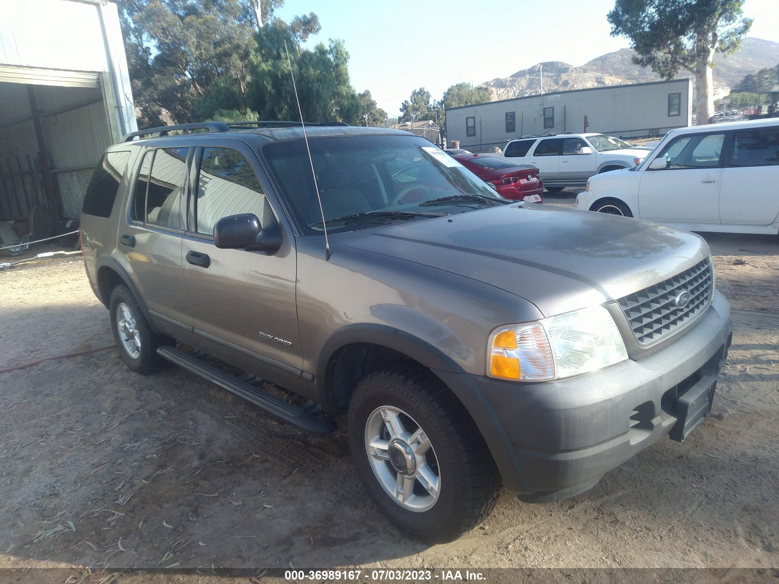 FORD EXPLORER 2004 1fmdu72k24za86633