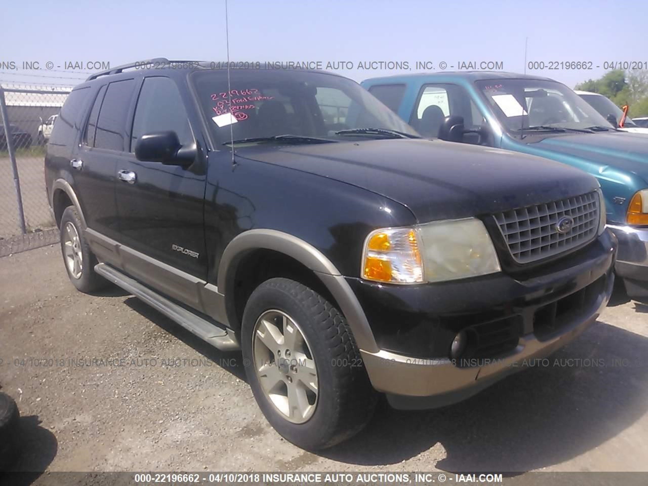 FORD EXPLORER 2003 1fmdu74w33zb56073