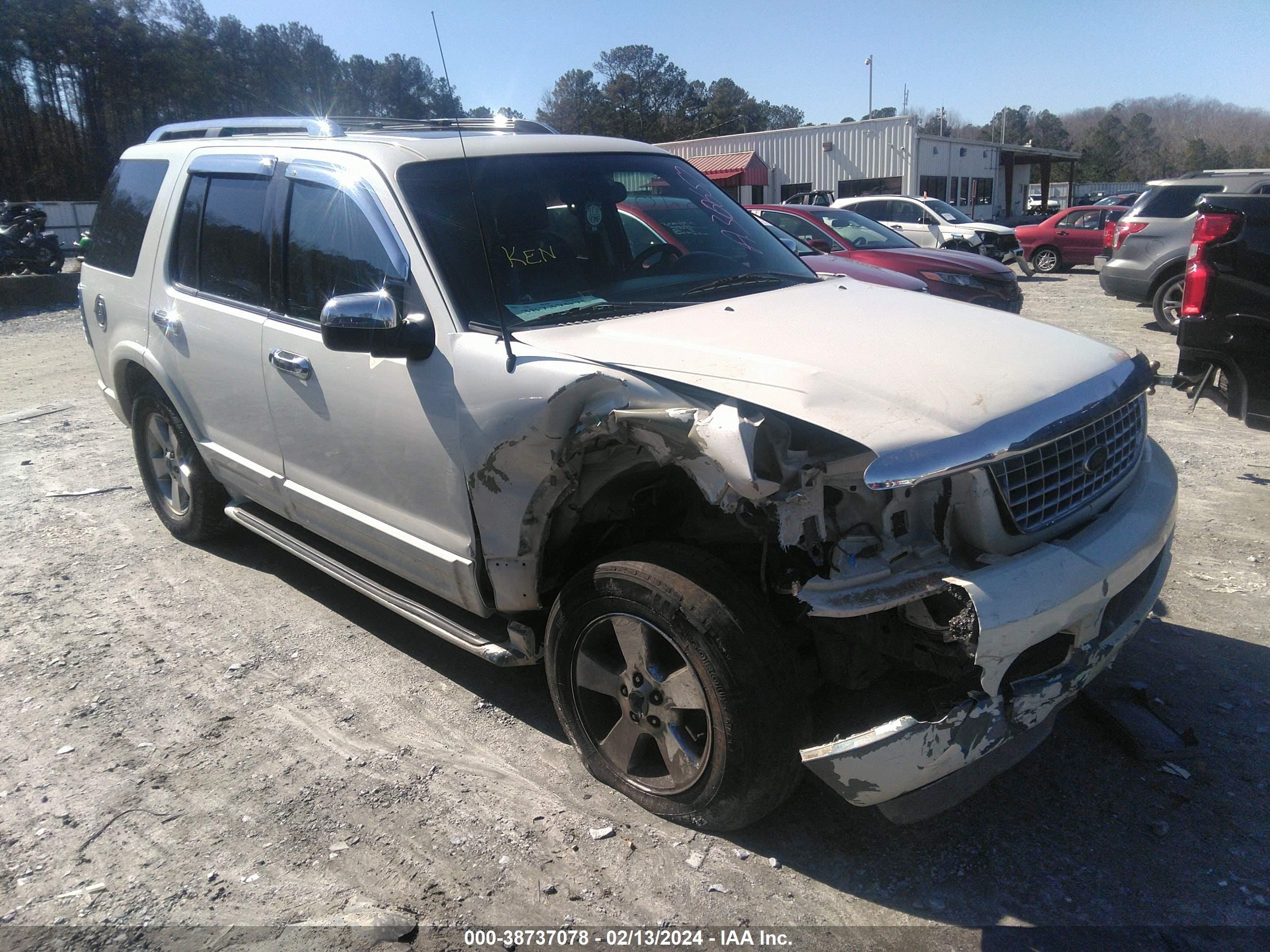 FORD EXPLORER 2003 1fmdu75k83za30657