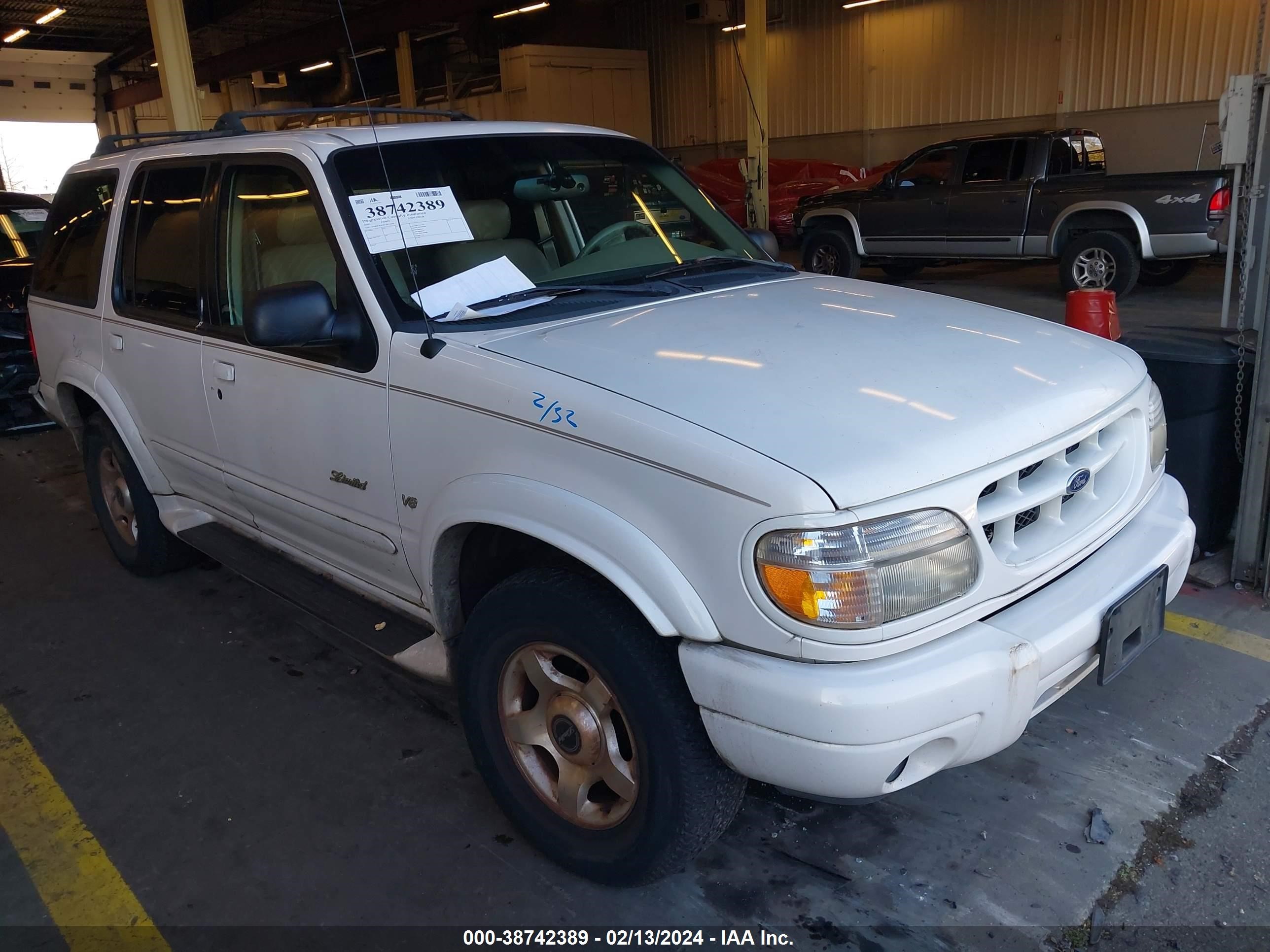 FORD EXPLORER 2000 1fmdu85p8yzb37104