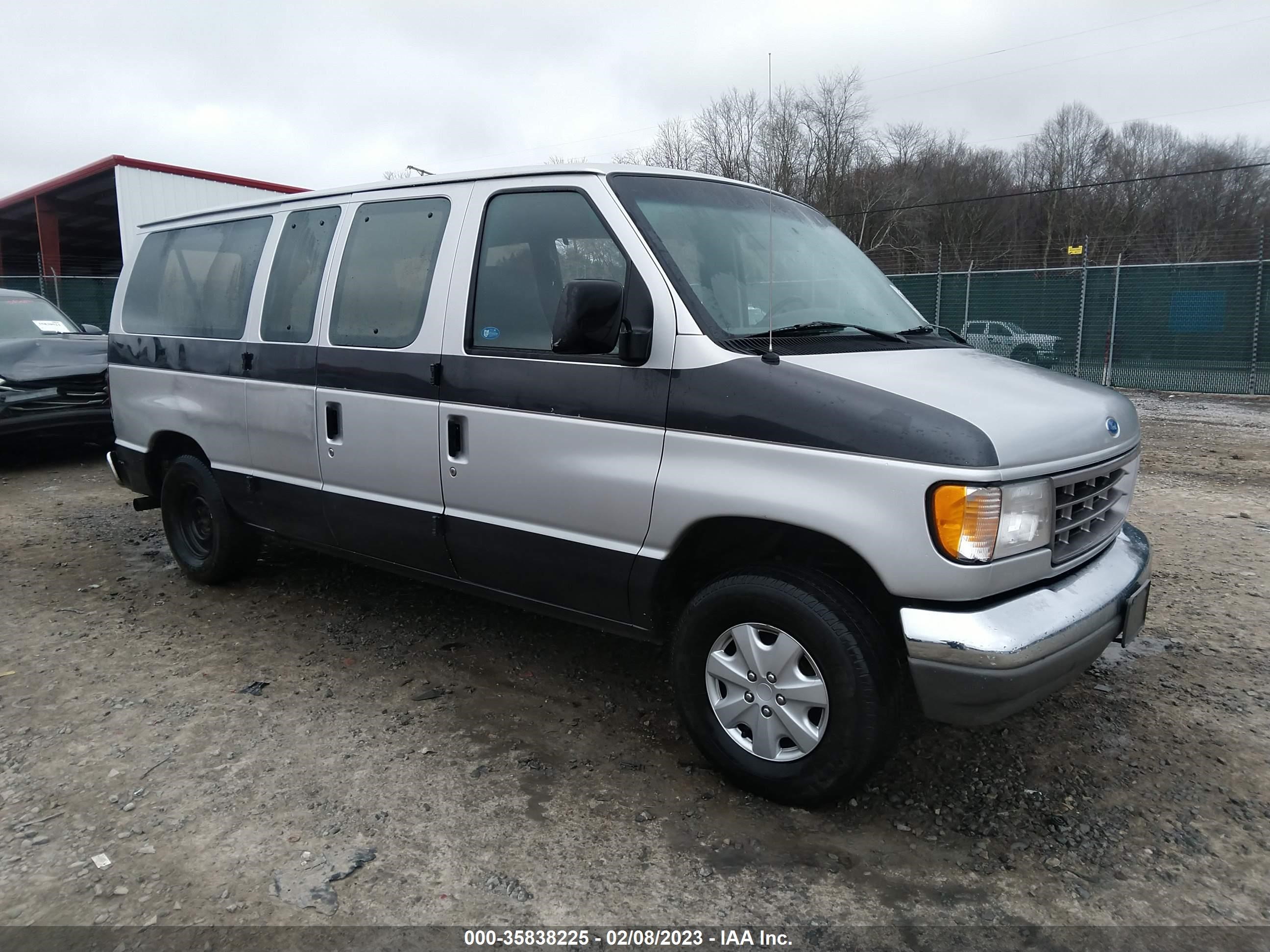 FORD ECONOLINE 1996 1fmee11h7tha85292