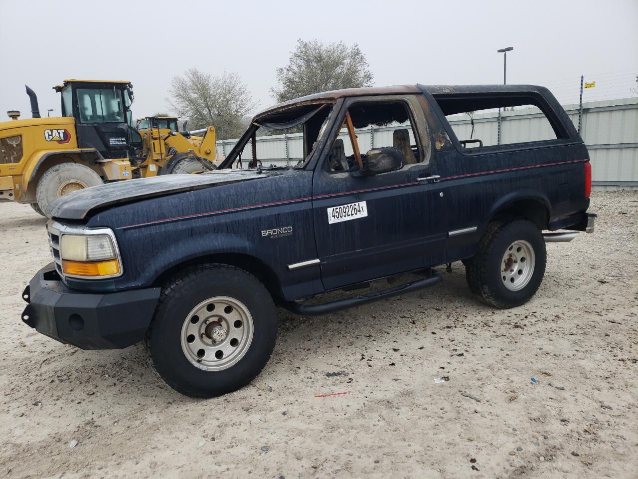 FORD BRONCO 1993 1fmeu15h3pla44027