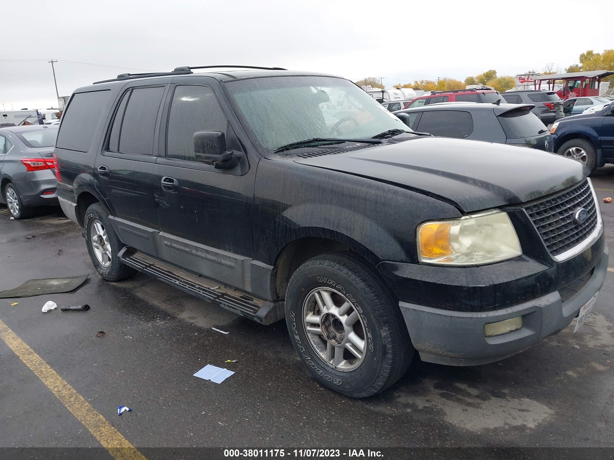 FORD EXPEDITION 2003 1fmeu15w23la42214