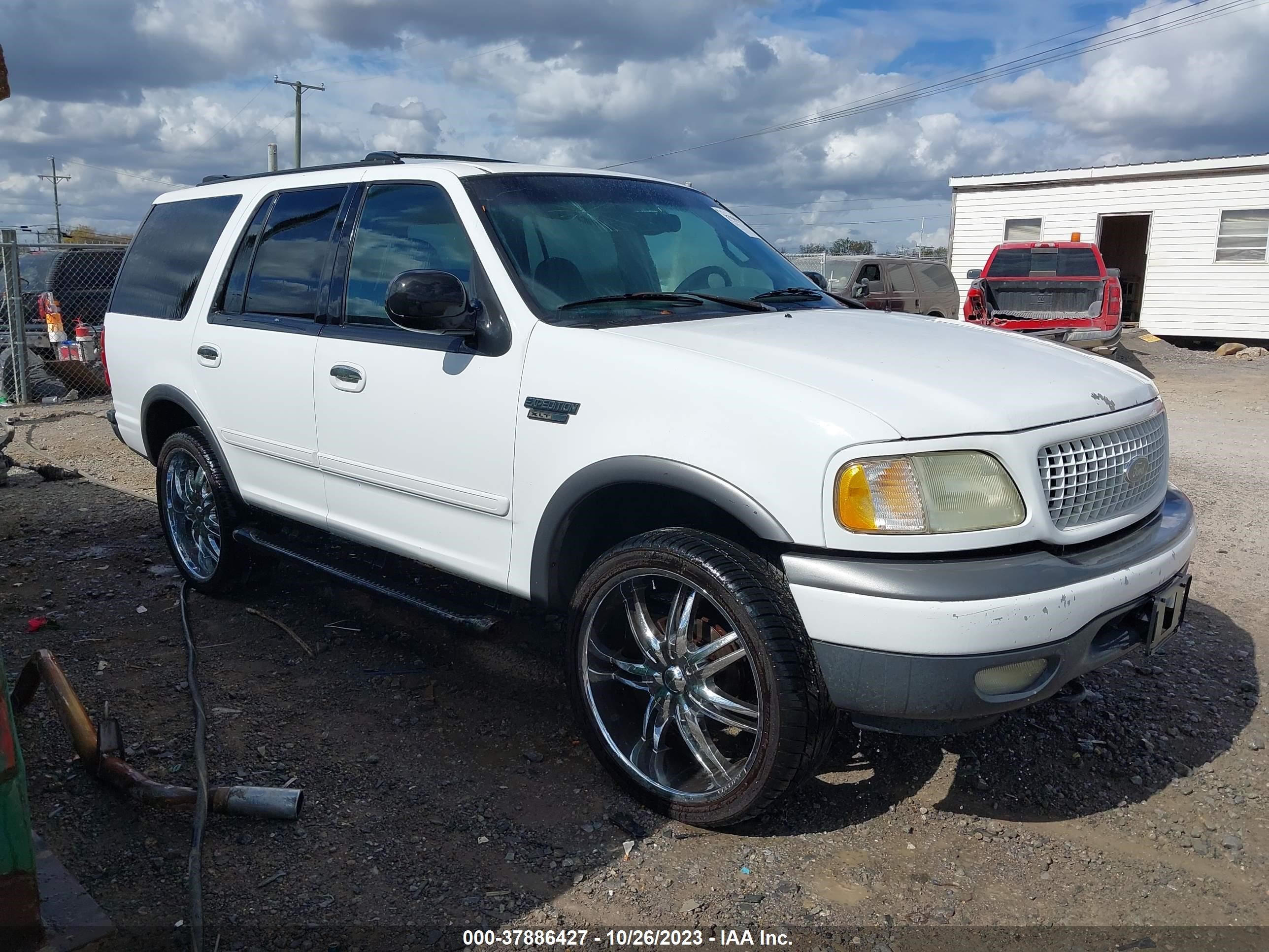 FORD EXPEDITION 2002 1fmeu16w22la17293