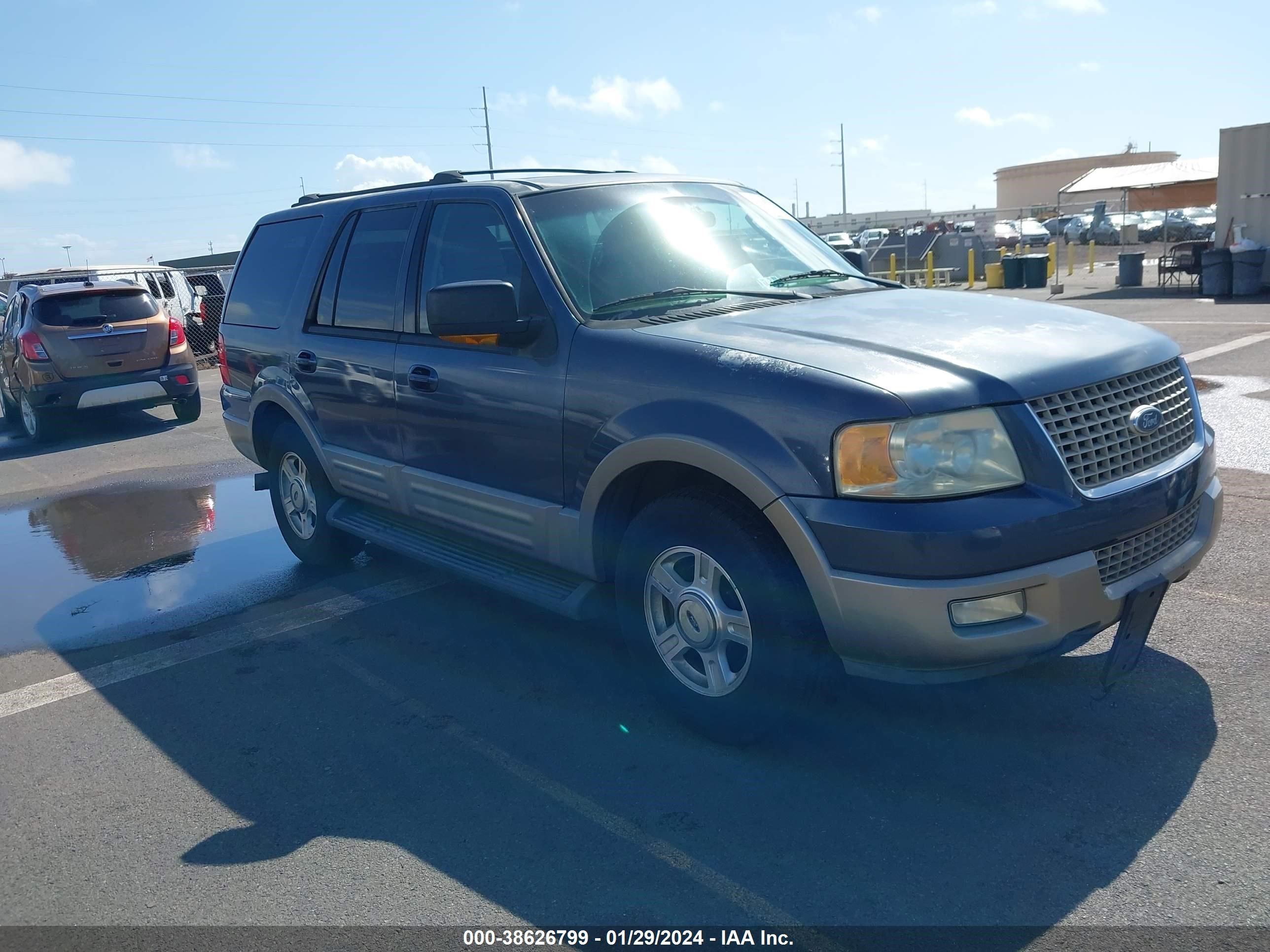 FORD EXPEDITION 2003 1fmeu17w93la55572