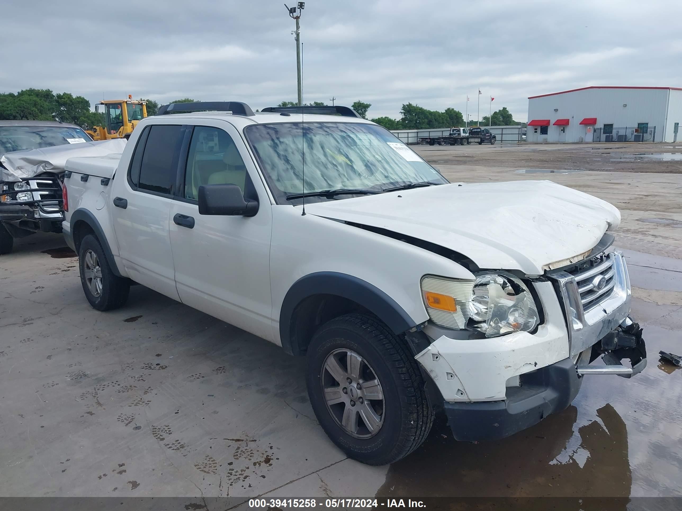 FORD EXPLORER SPORT TRAC 2009 1fmeu31e39ua02641