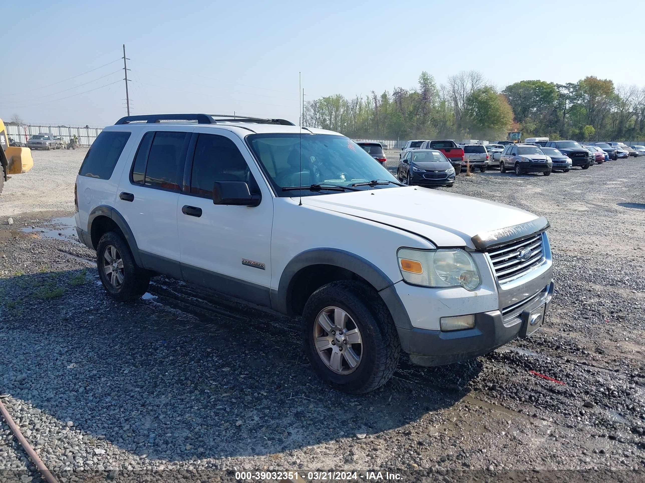 FORD EXPLORER 2006 1fmeu63e16ub21251