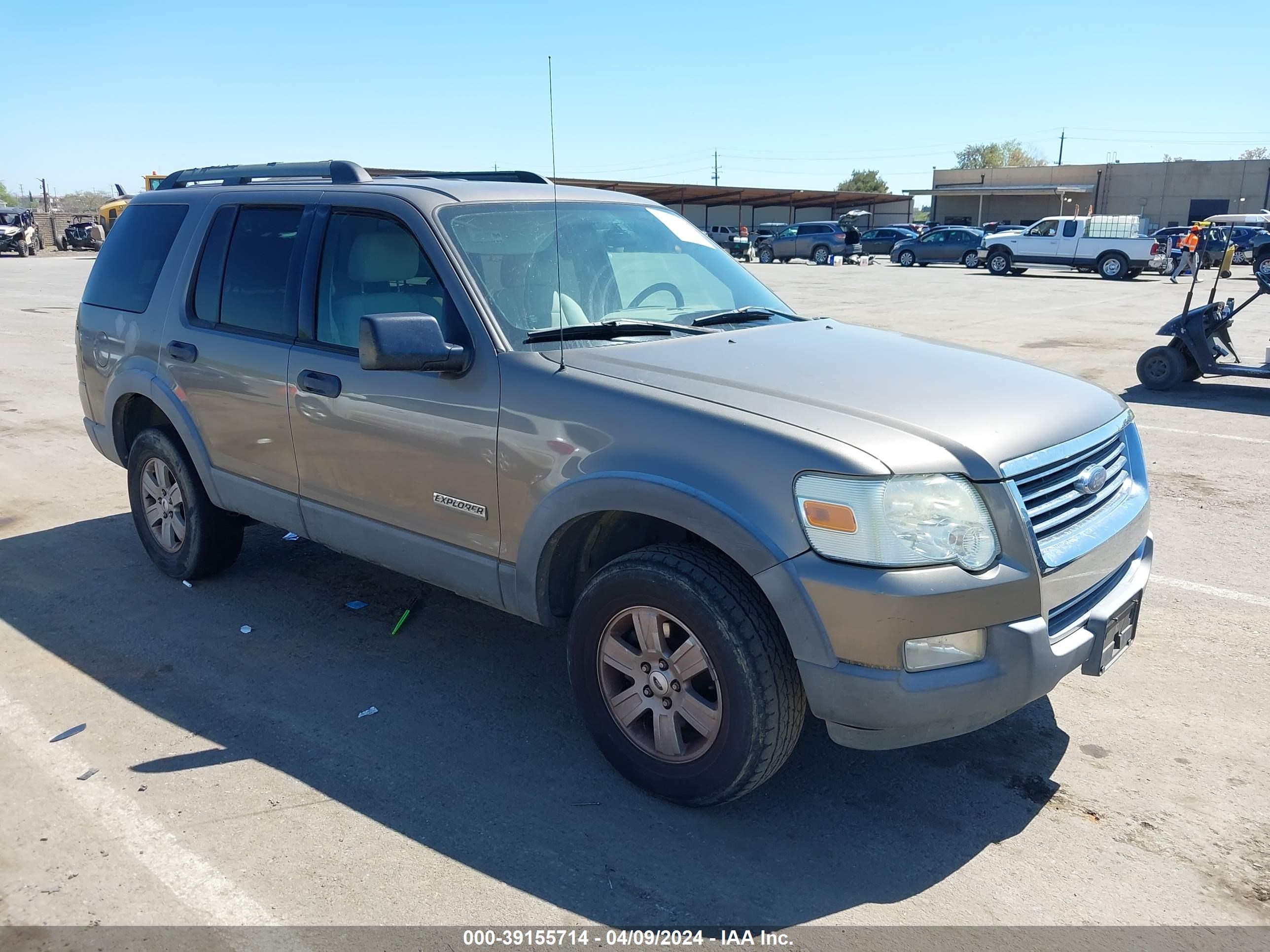 FORD EXPLORER 2006 1fmeu63e26za03308