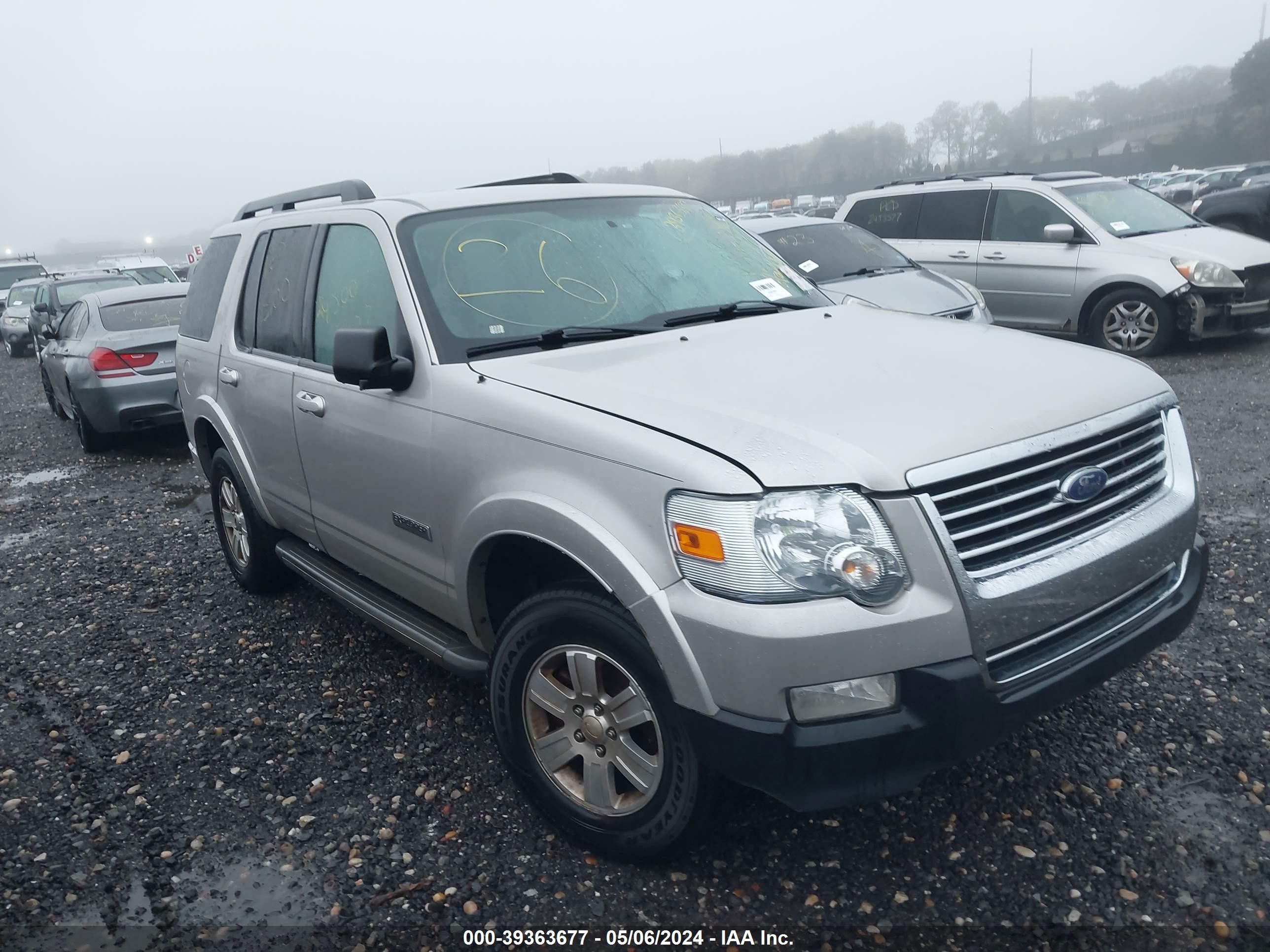 FORD EXPLORER 2008 1fmeu63e48ua90807