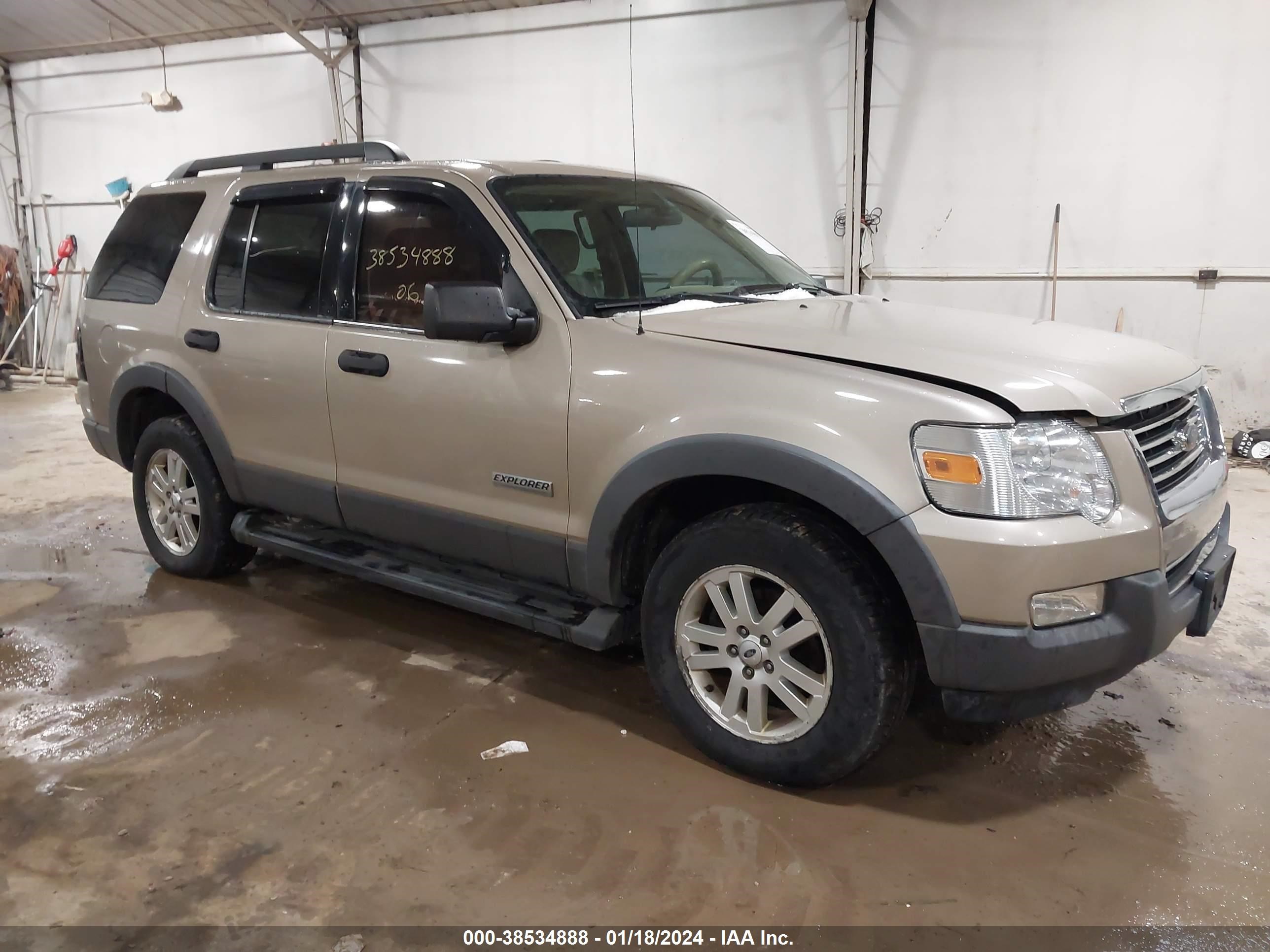 FORD EXPLORER 2006 1fmeu73e06ub38175