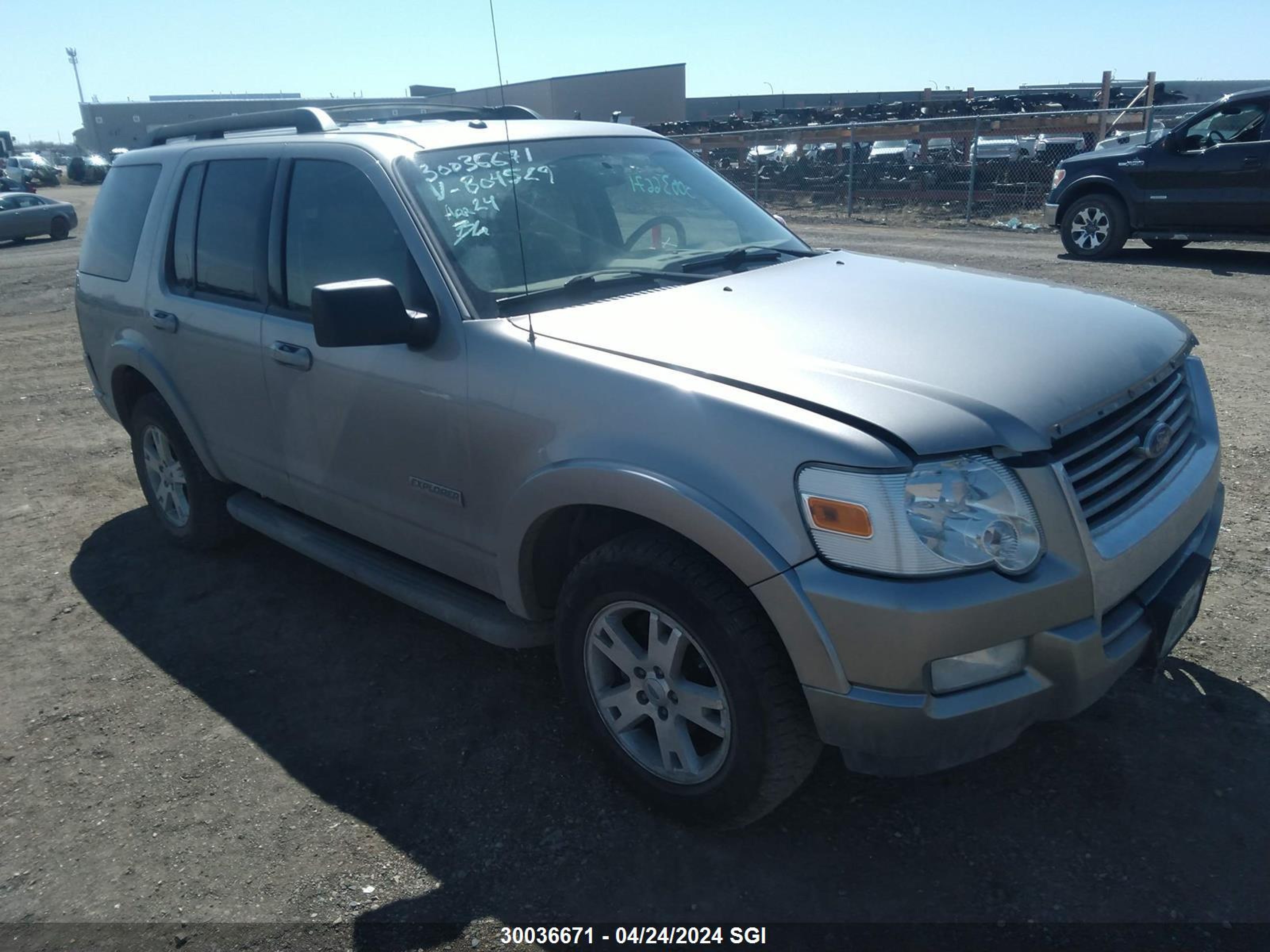 FORD EXPLORER 2008 1fmeu73e08ub04529